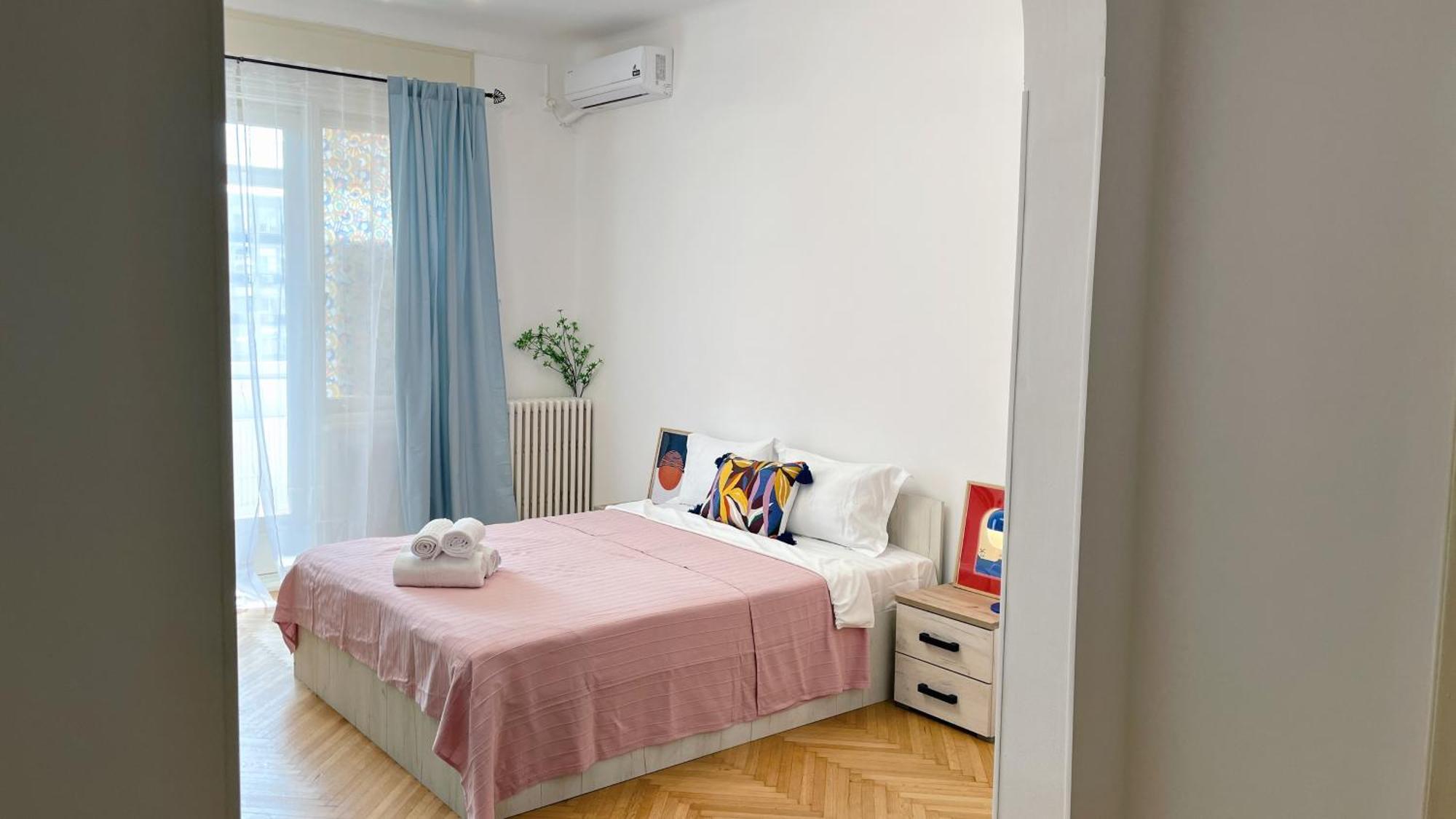 בוקרשט Pinkfluid - Charming Studio In Prime Location מראה חיצוני תמונה